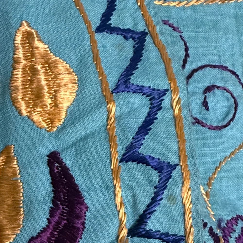 Vintage Hand Embroidered Afghanistan Floral Vest - Picture 6 of 7